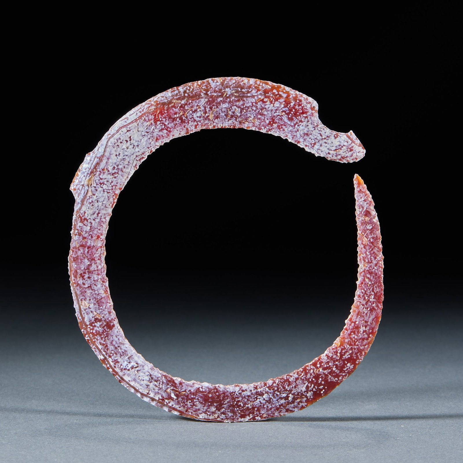 Agate c-shaped dragon - 5