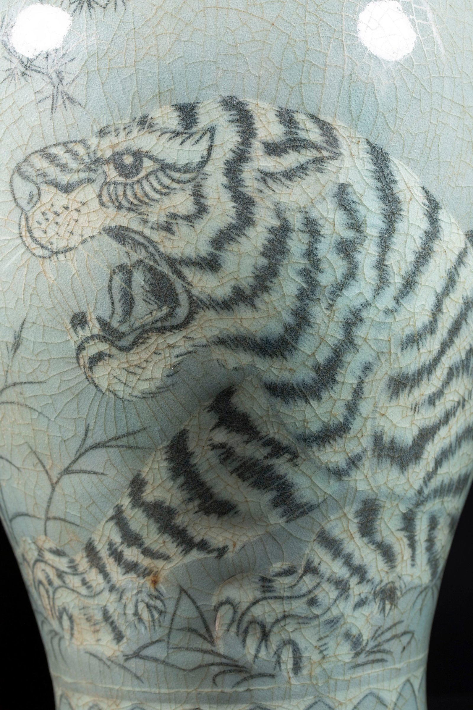 Korean celadon tiger plum bottle - 6