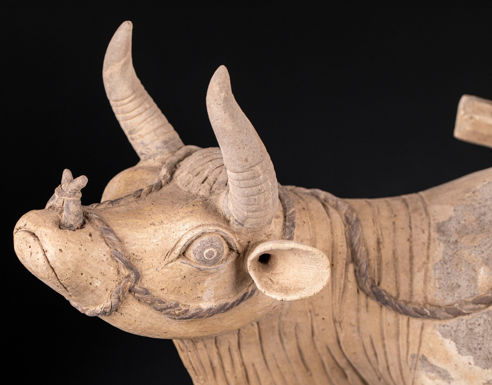 Pottery ox ornaments - 3