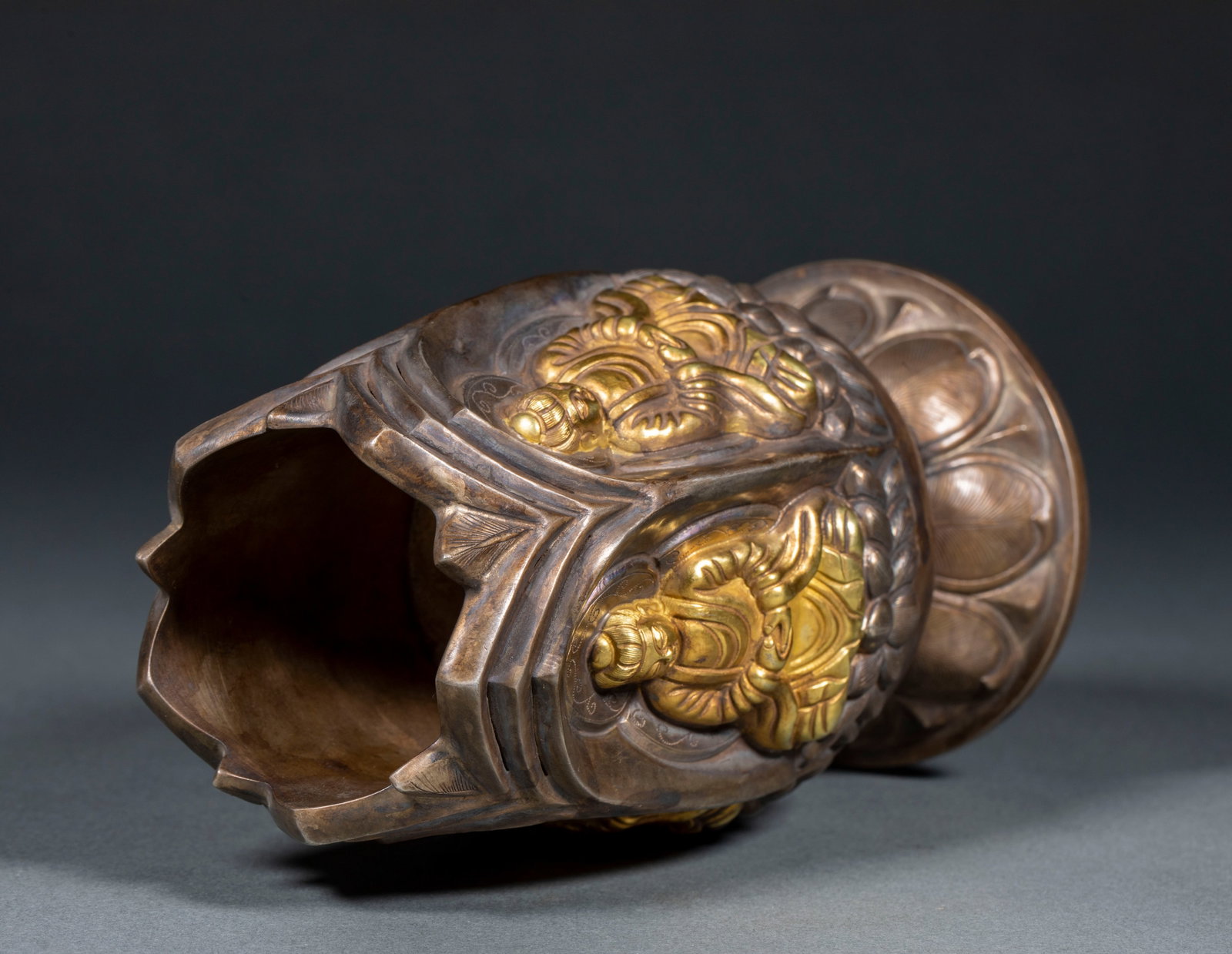 Silver-gilded Buddha statue donor - 9