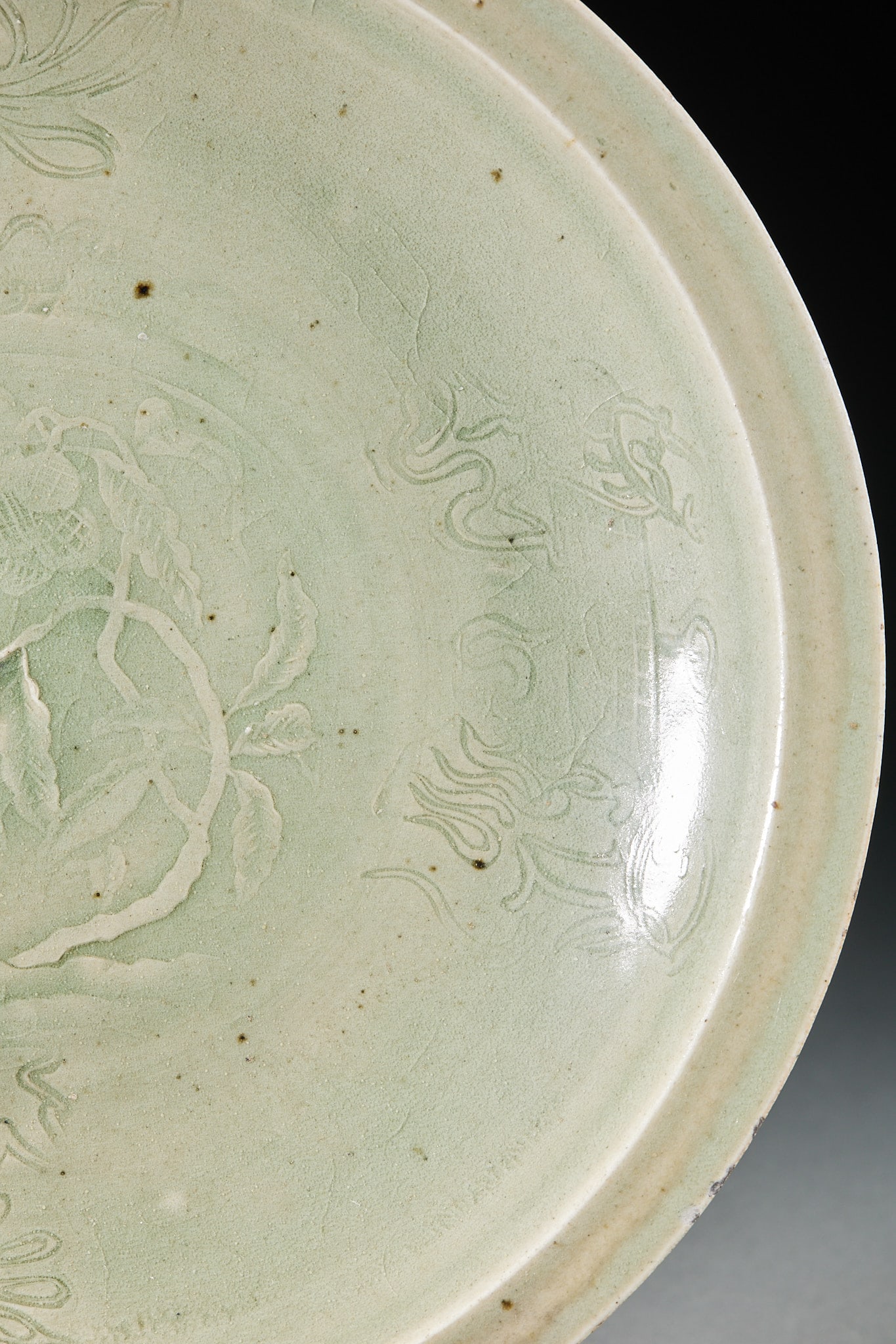 Longquan kiln flower pattern appreciation plate - 5