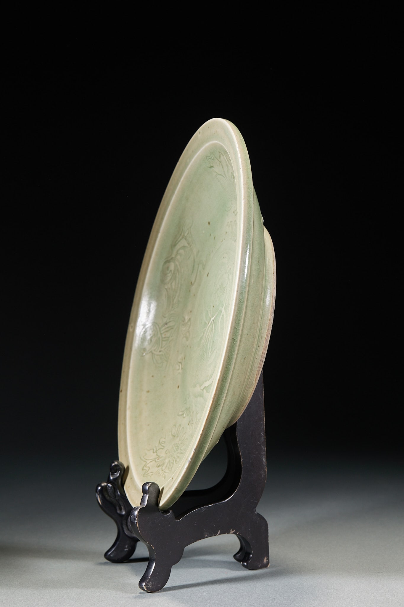 Longquan kiln flower pattern appreciation plate - 7