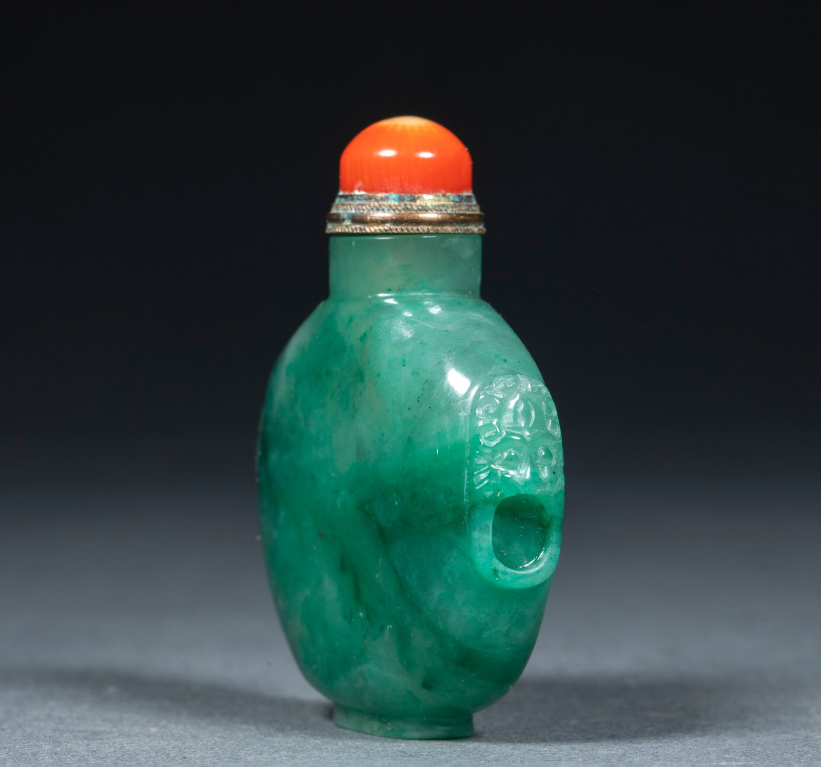Emerald snuff bottle - 2