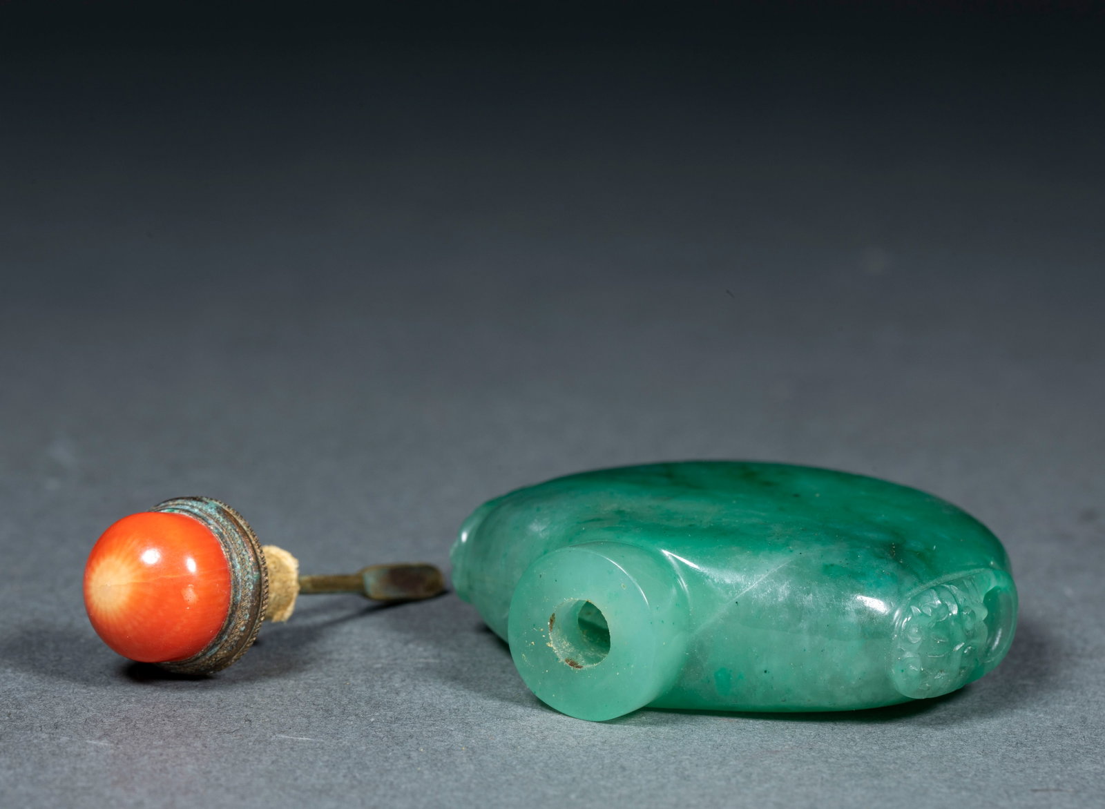 Emerald snuff bottle - 5