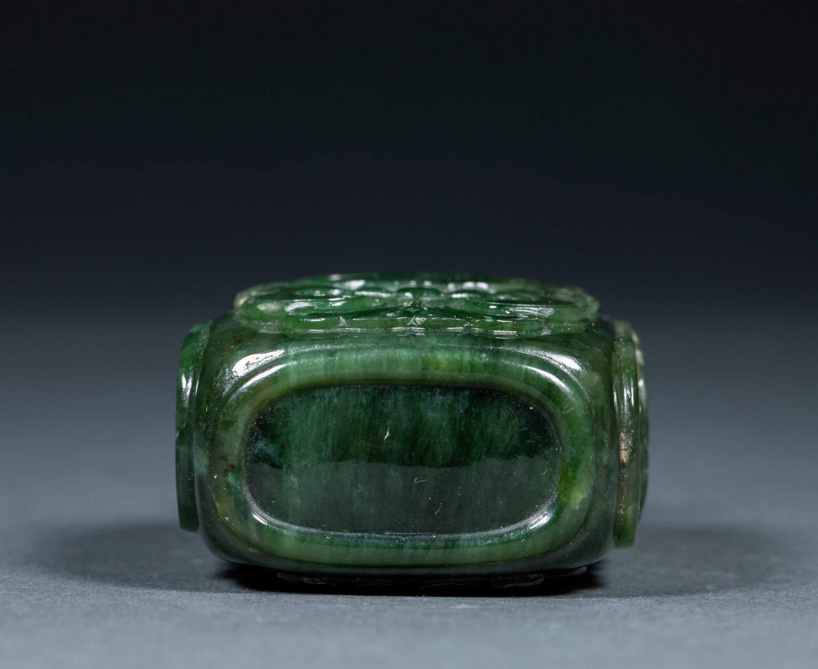 Jade embossed animal face snuff bottle - 8