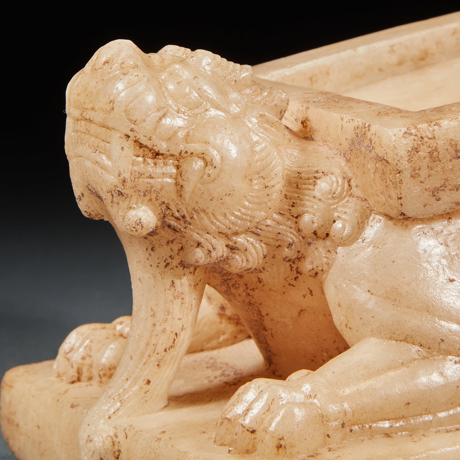 White marble beast inkstone - 2