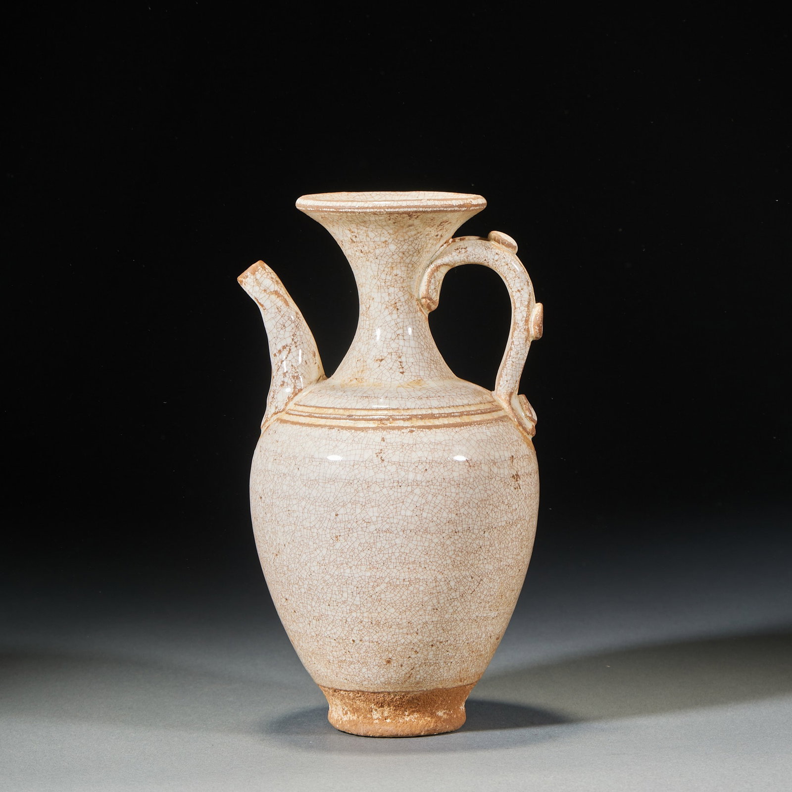 Before the Ming Dynasty, drum nails were used to hold pots. (1 of 10)