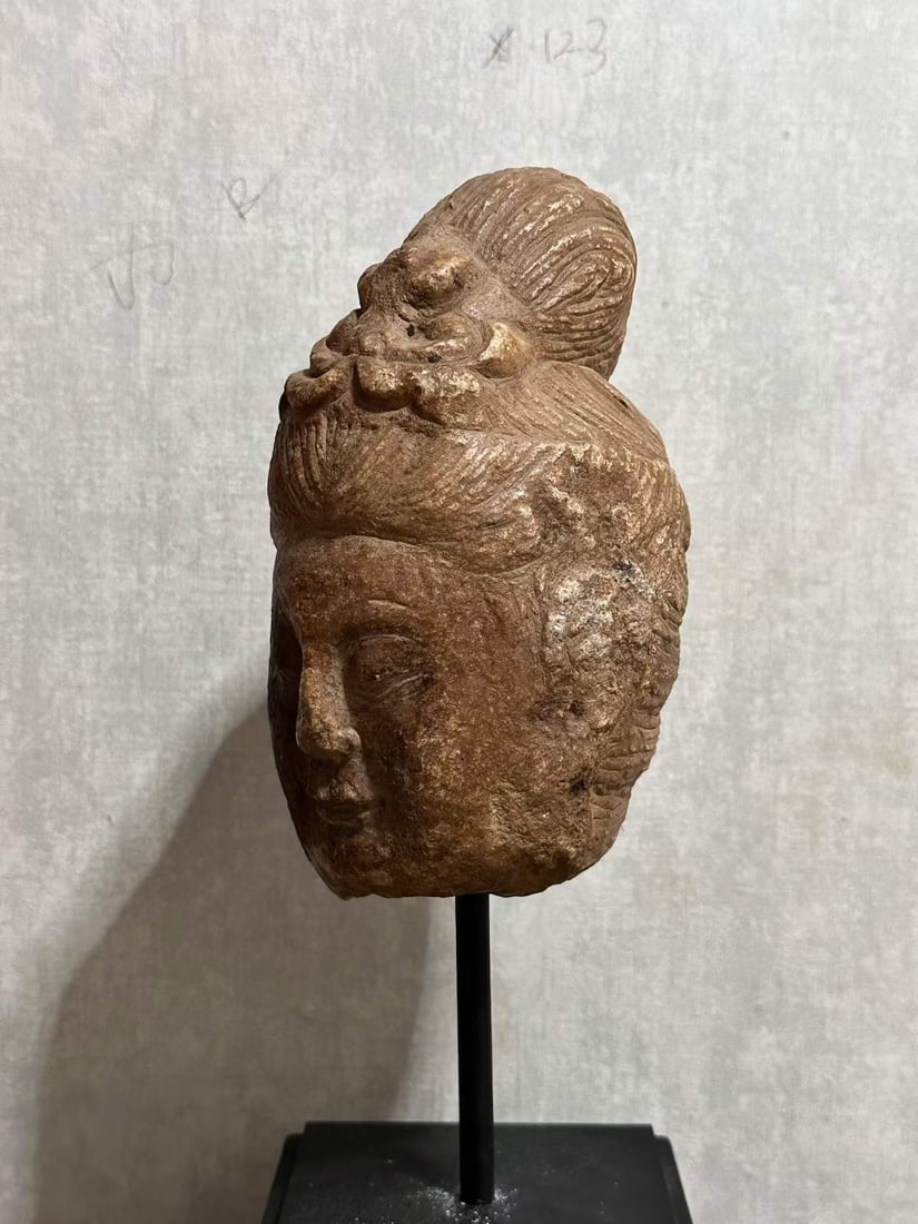 White marble bodhisattva head - 4