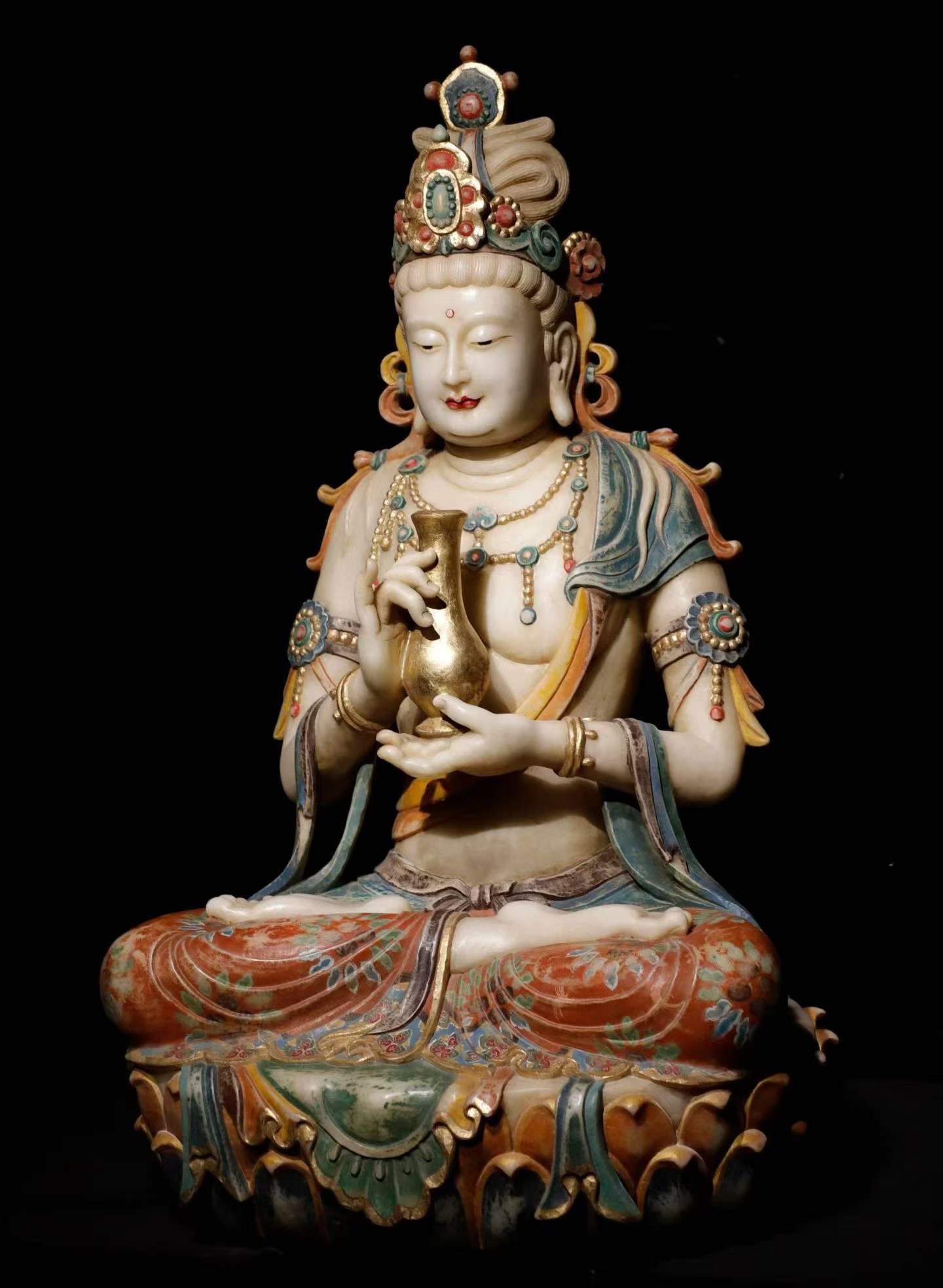 White marble painted Guanyin - 6