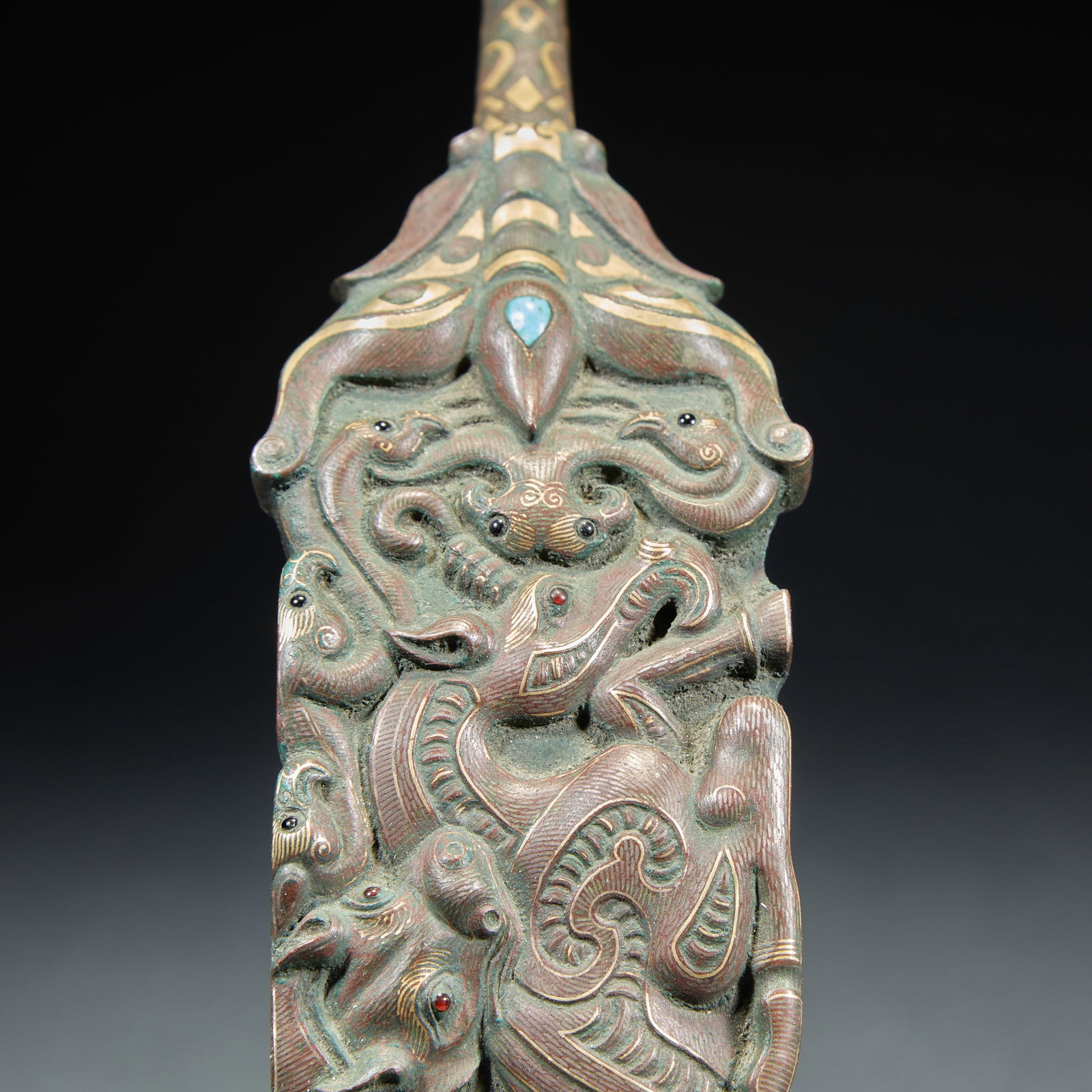 Wrong gold and silver animal head with hook - 4