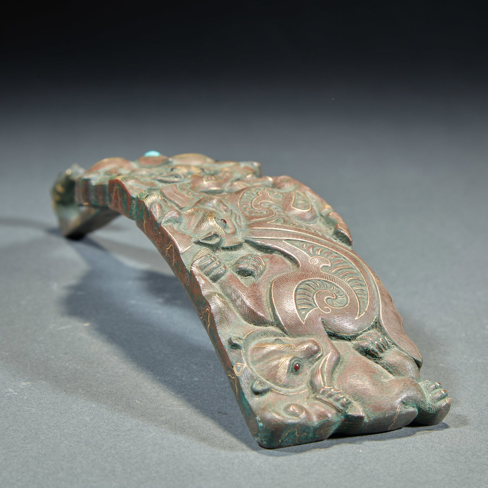 Wrong gold and silver animal head with hook - 5
