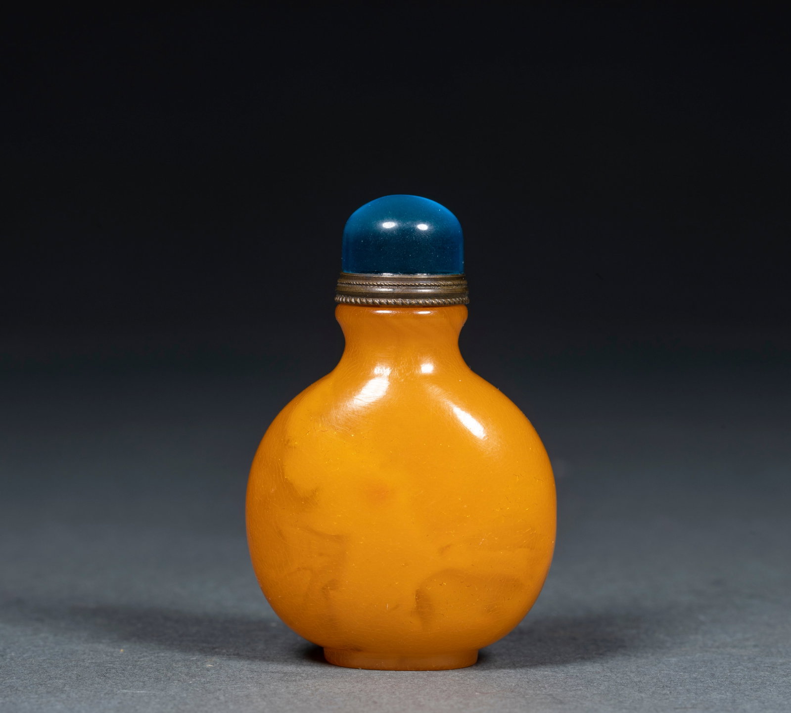 Beeswax snuff bottle 2 - 3