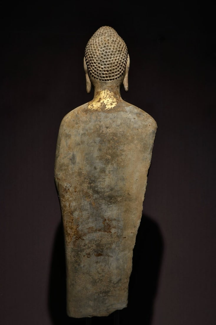 Gold-plated bust stone Buddha statue - 9