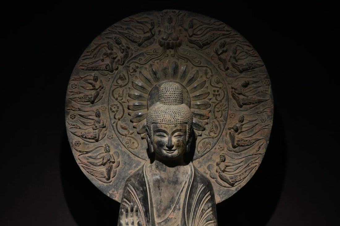 Gold-plated flying backlit Buddha statue - 2