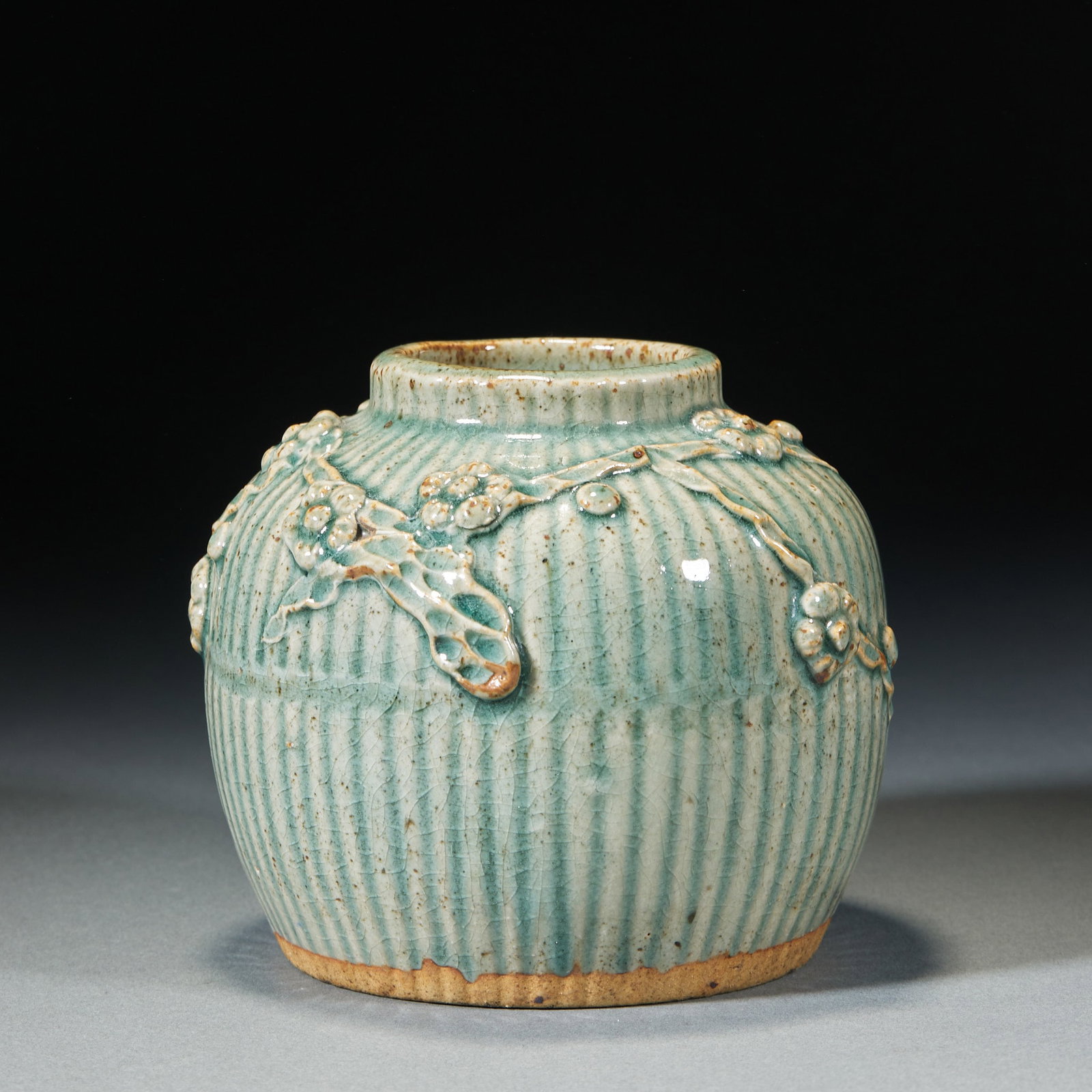 Jun kiln embossed flower jar - 3
