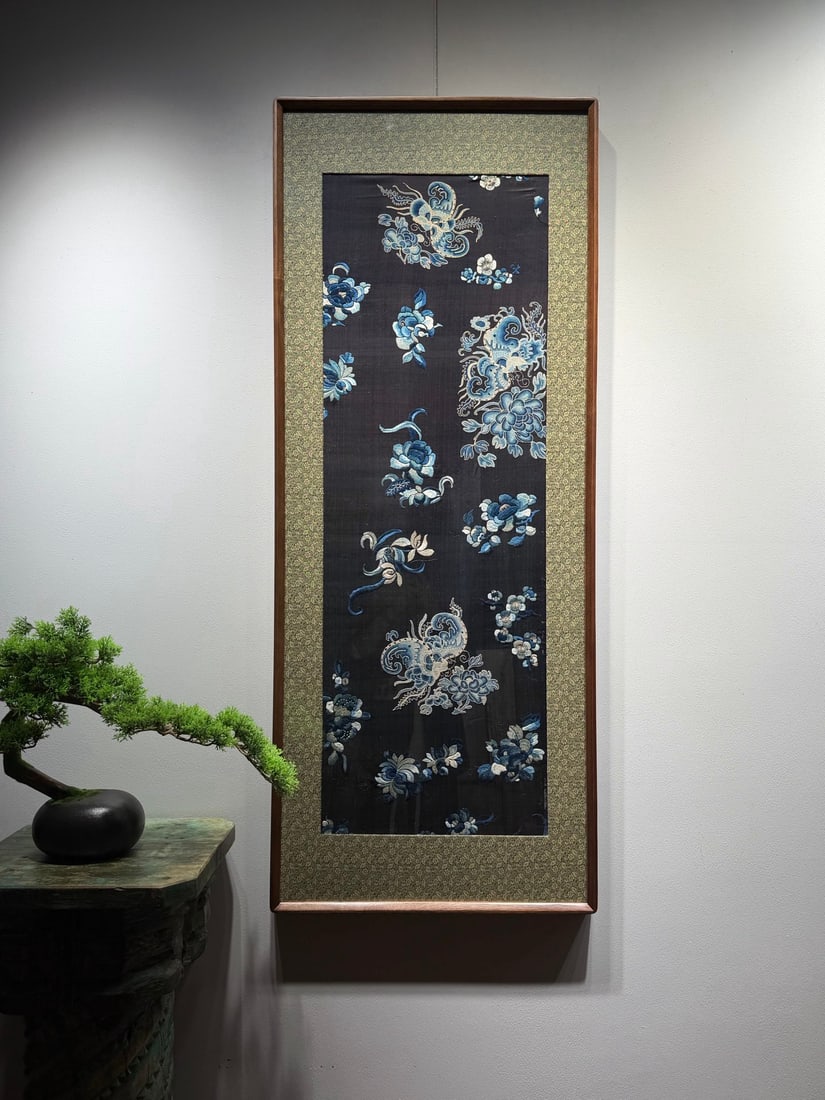 Qing?Dynasty Seed?Stitch Embroidery, Blue Tricolor “Butterflies Chasing Blossoms”: Qing?Dynasty Seed?Stitch Embroidery, Blue Tricolor “Butterflies Chasing Blossoms” Length: 128?cm, Width: 51?cm