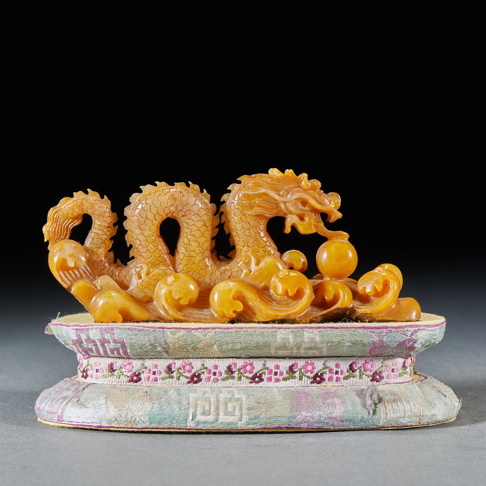 Tianhuang Stone Ornament, Dragon over the World (1 of 7)