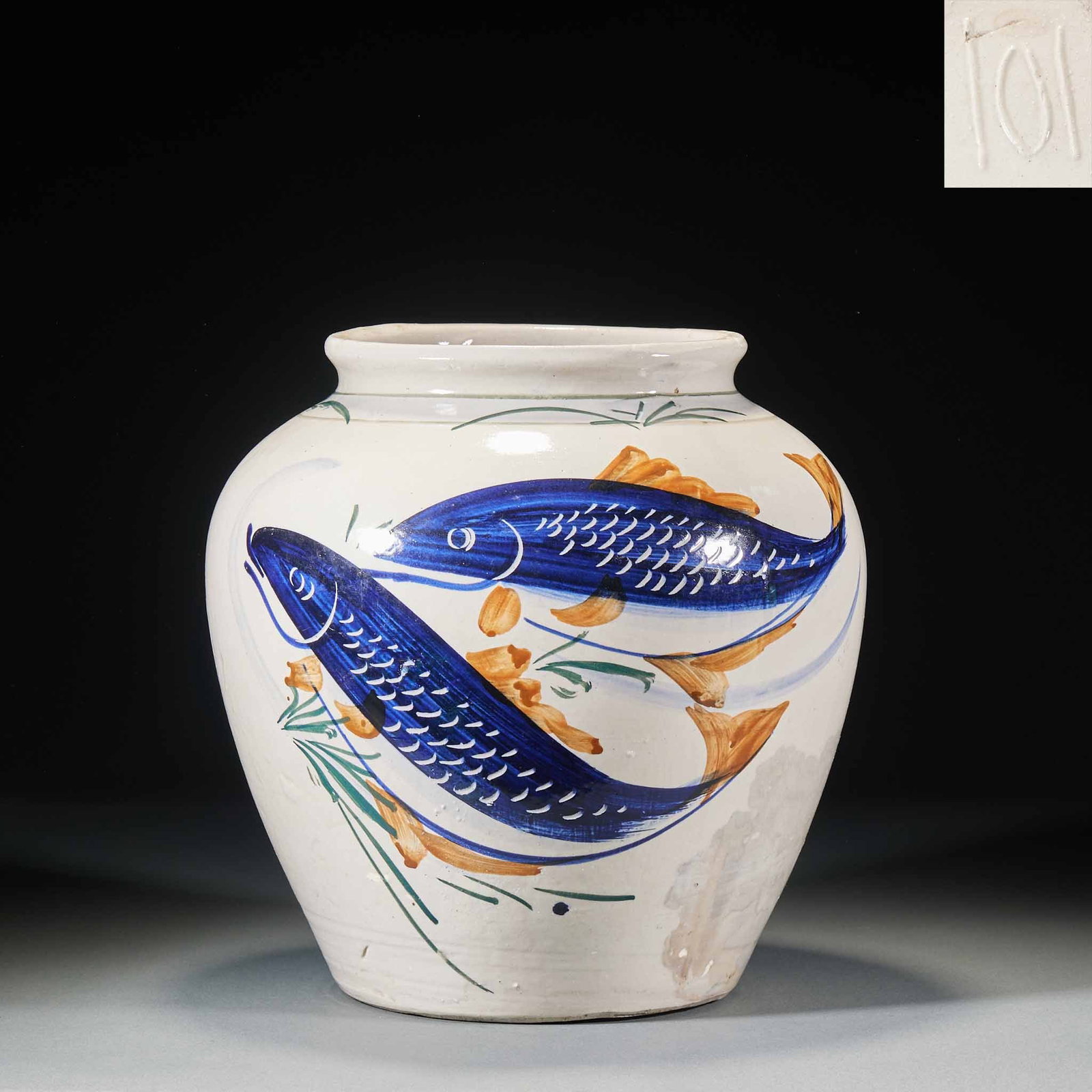 Hutian Kiln Fish-and-Weed Large Jar (1 of 10)