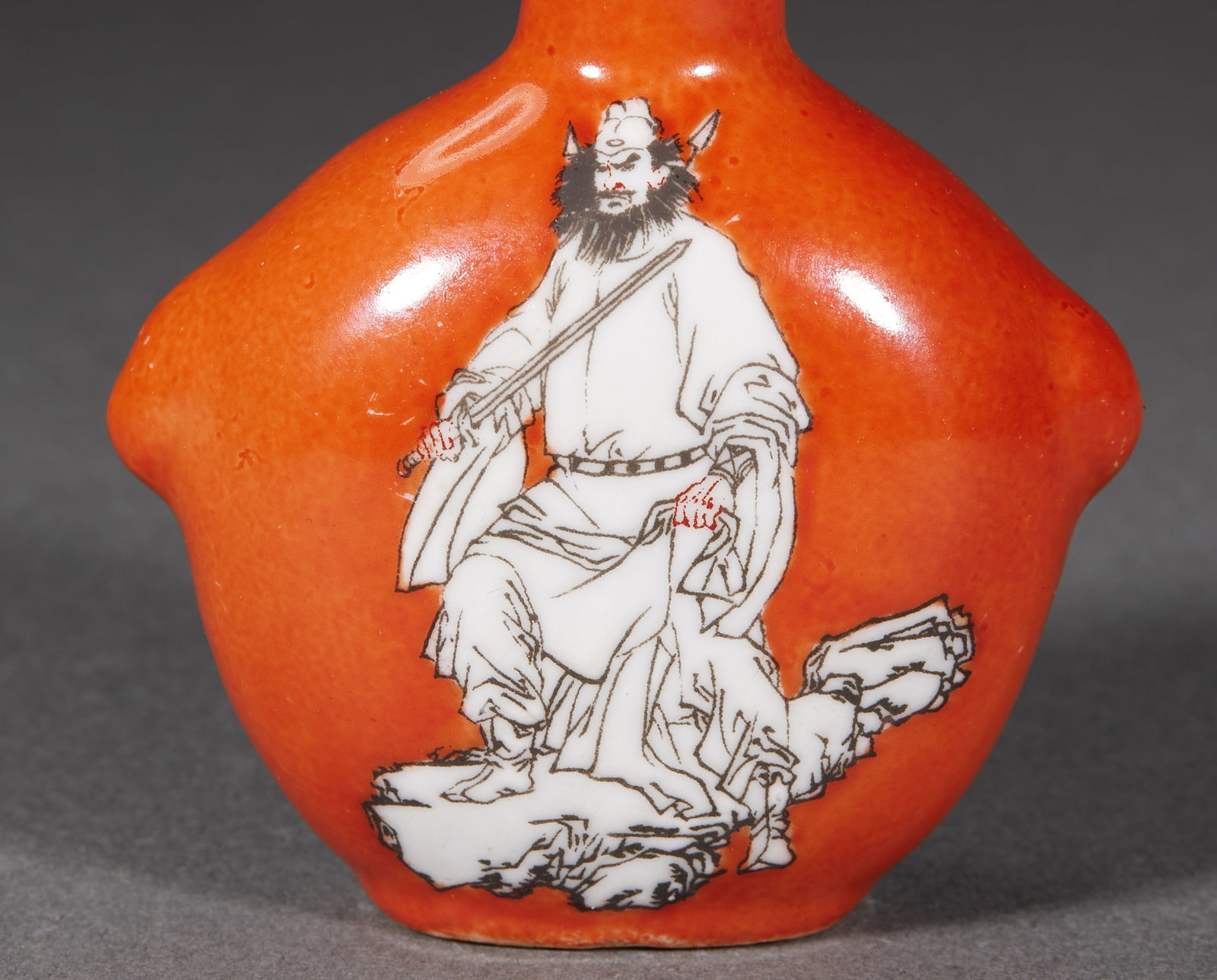 Qing Zhong Kui Snuff Bottle - 3