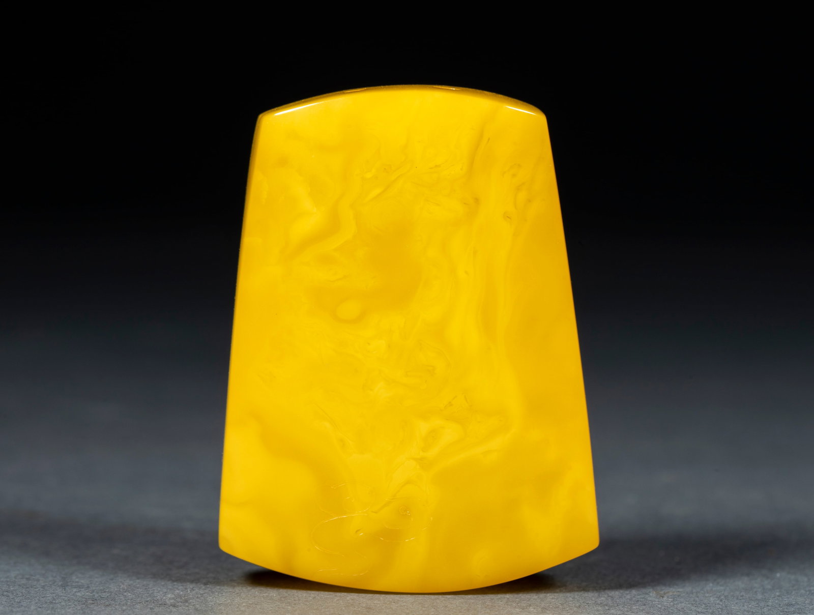Amber Guanyin Plaque - 4