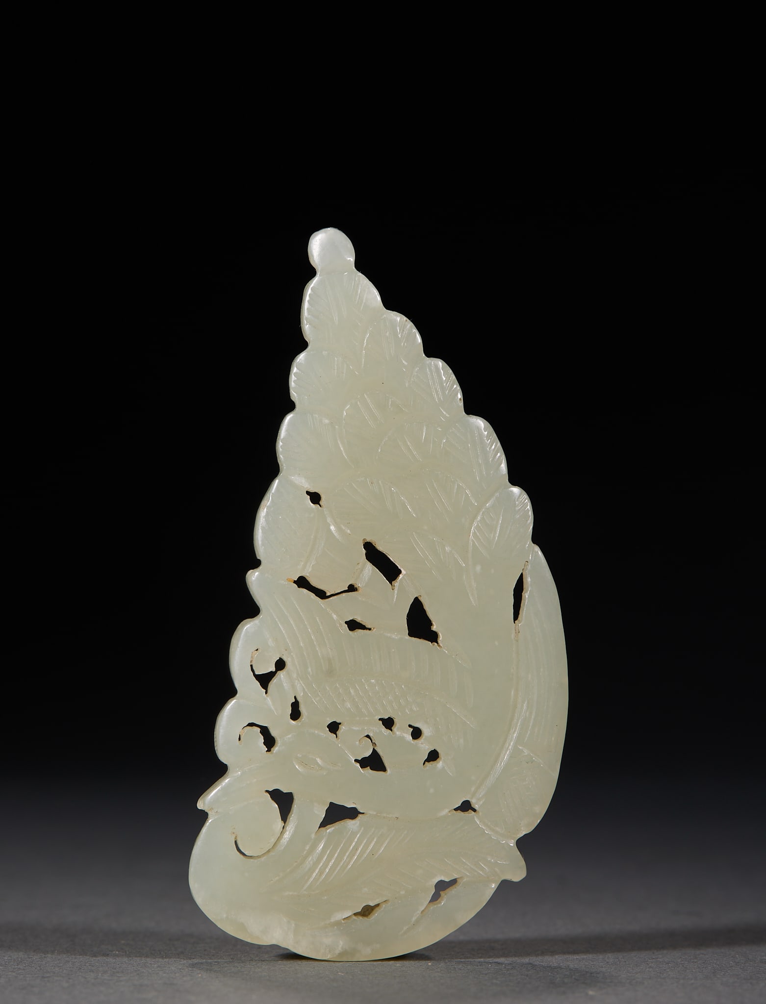 Phoenix-Motif Jade Bi (1 of 4)