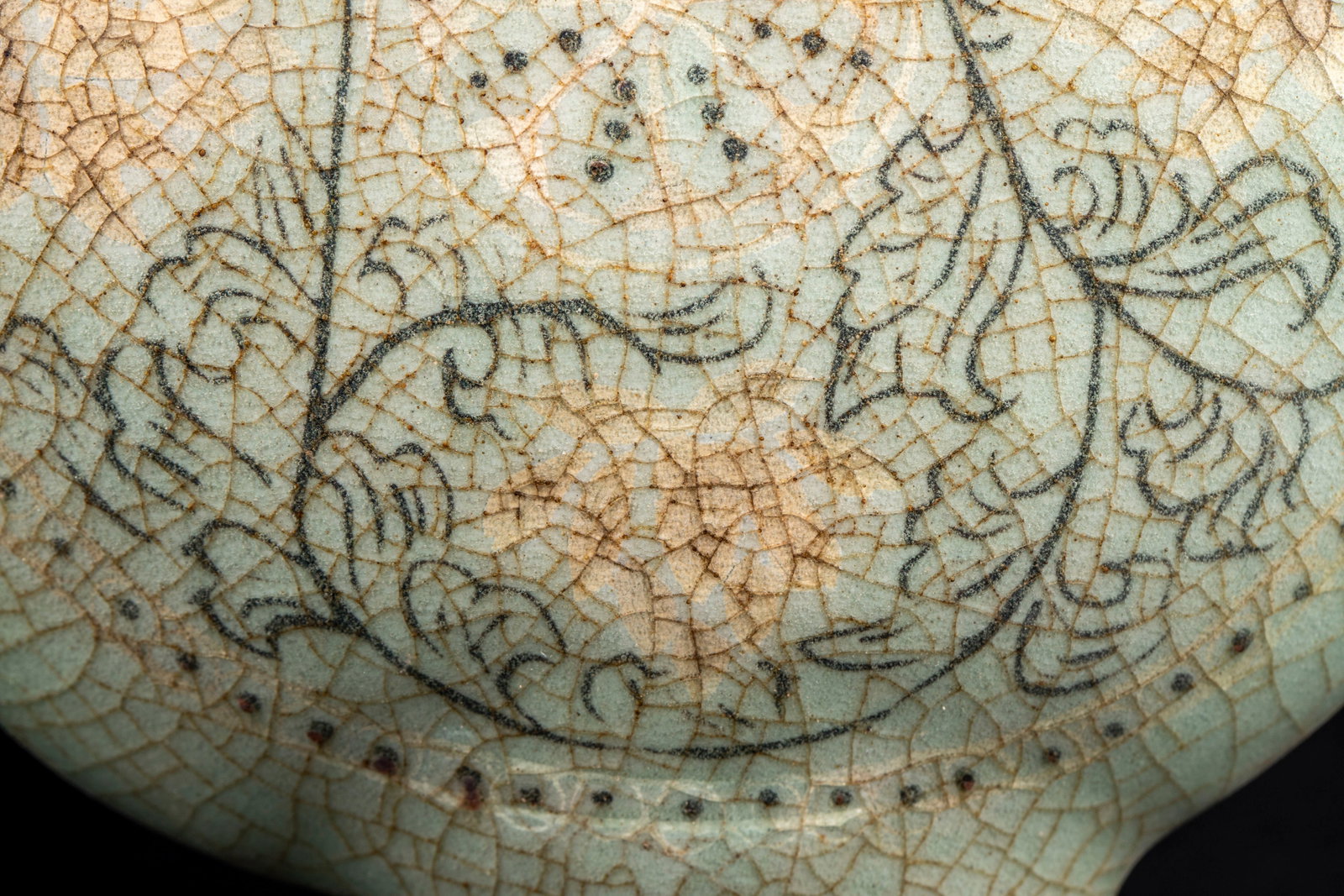 Goryeo Celadon Fish-Head Moon Flask - 8
