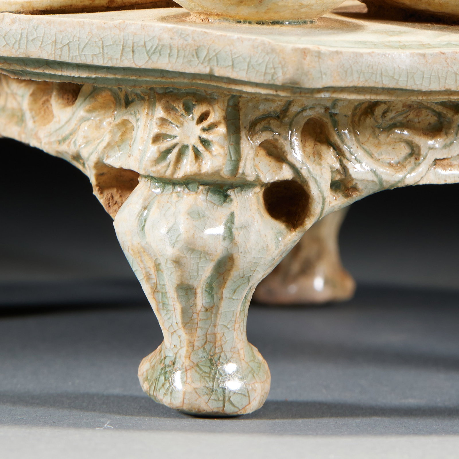 Celadon Porcelain Table and Dining Set (Offering Table) - 12