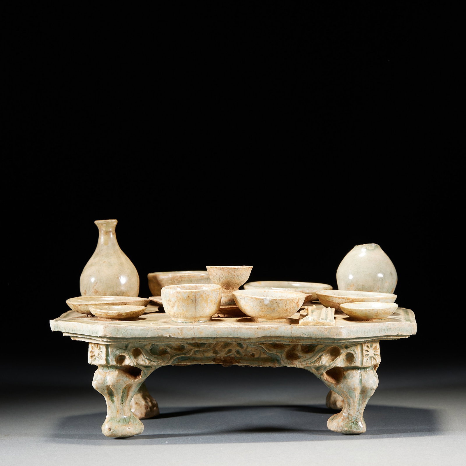Celadon Porcelain Table and Dining Set (Offering Table) - 3