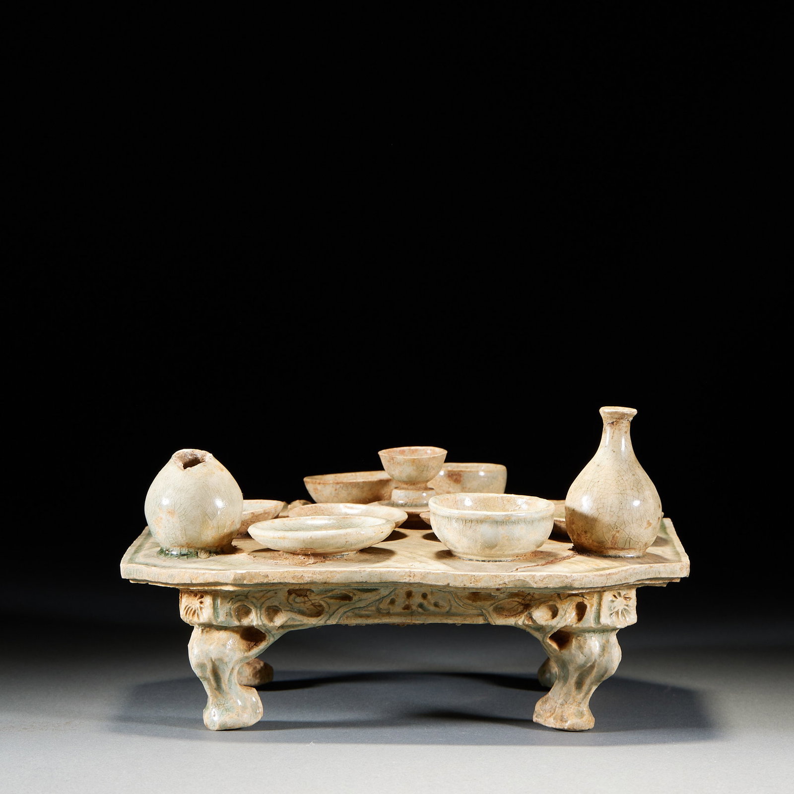 Celadon Porcelain Table and Dining Set (Offering Table) - 8