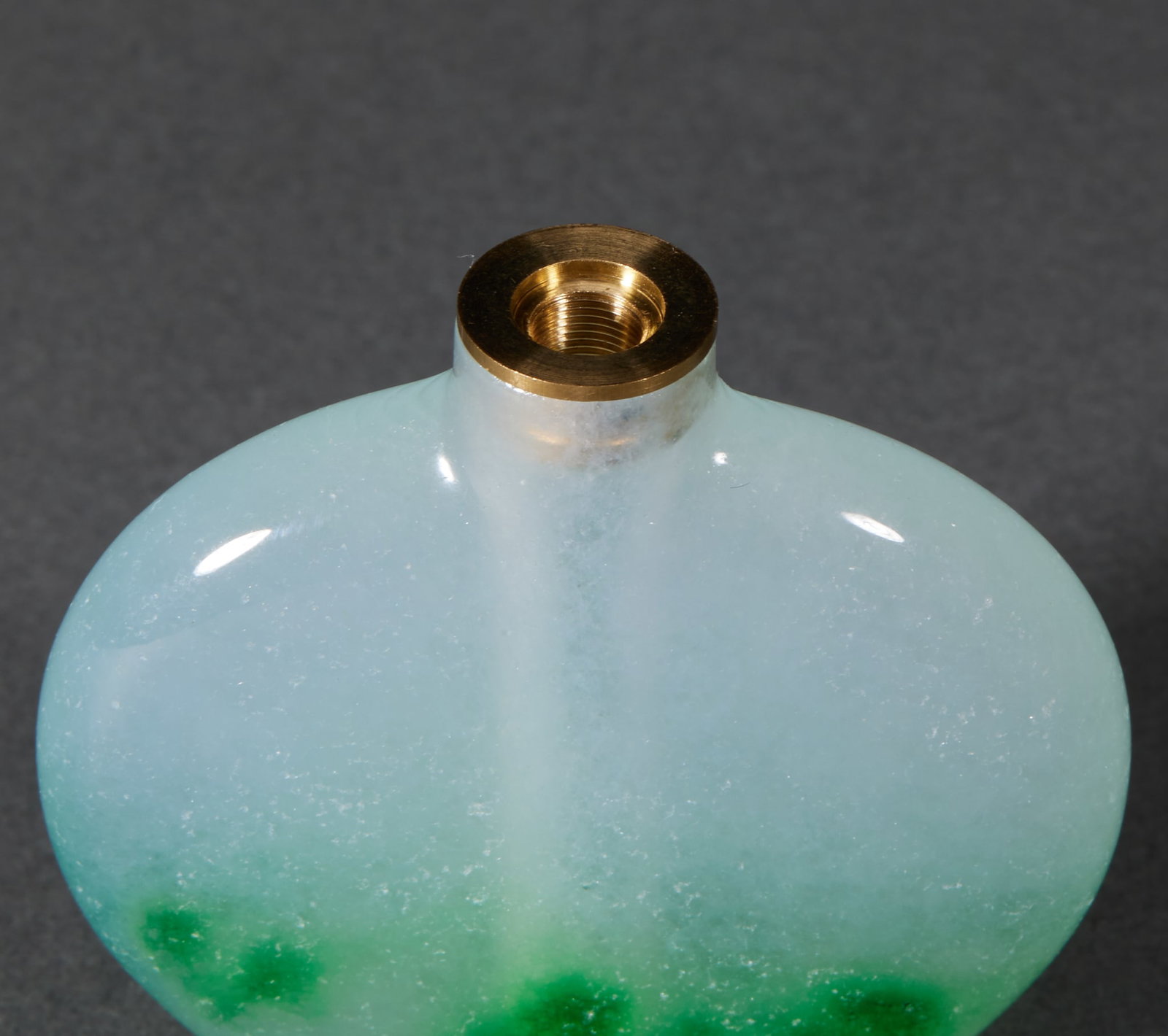 Qing Jadeite Snuff Bottle - 6