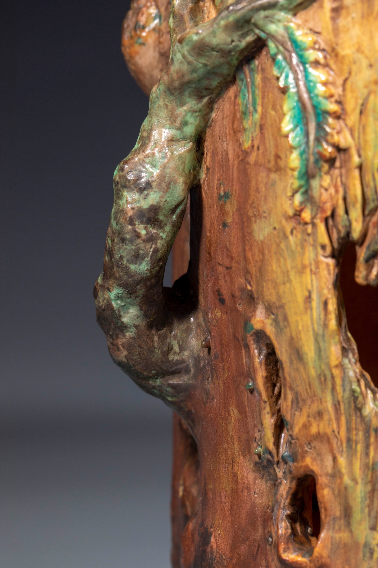 Bogus-Ware Tree-Stump Concealed-Arhat Shrine - 4
