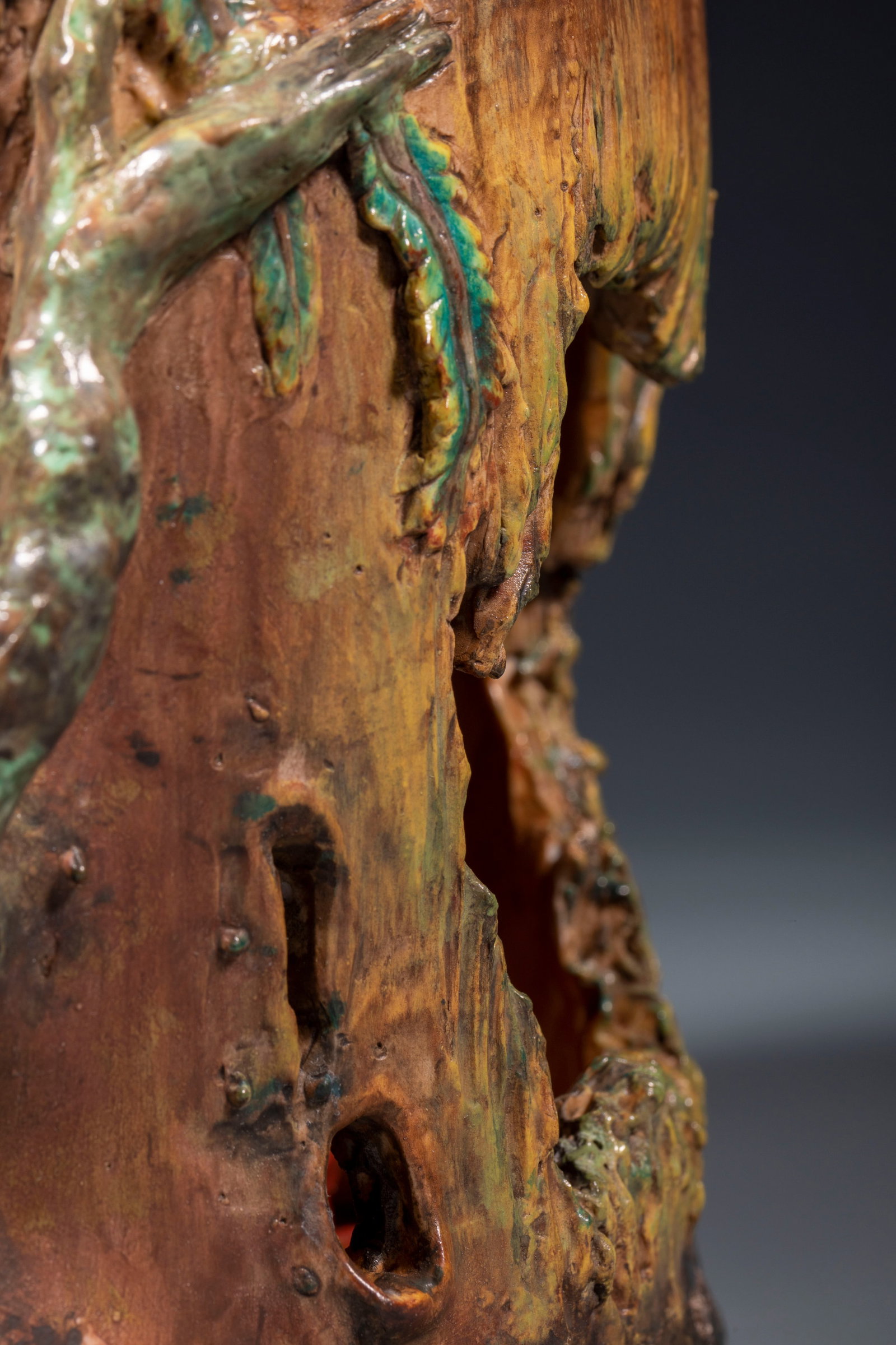 Bogus-Ware Tree-Stump Concealed-Arhat Shrine - 6