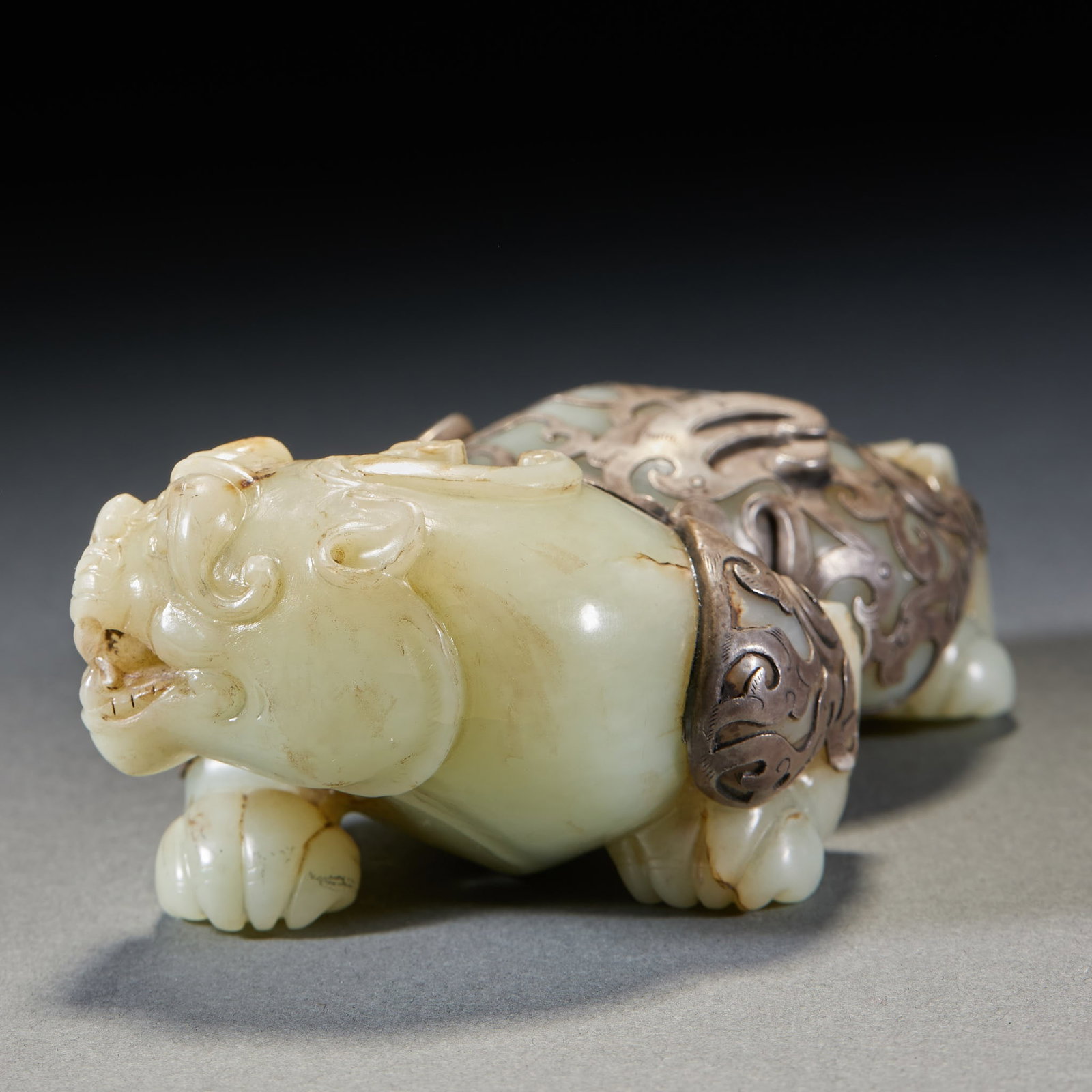 Silver-Wrapped Jade Beast - 6