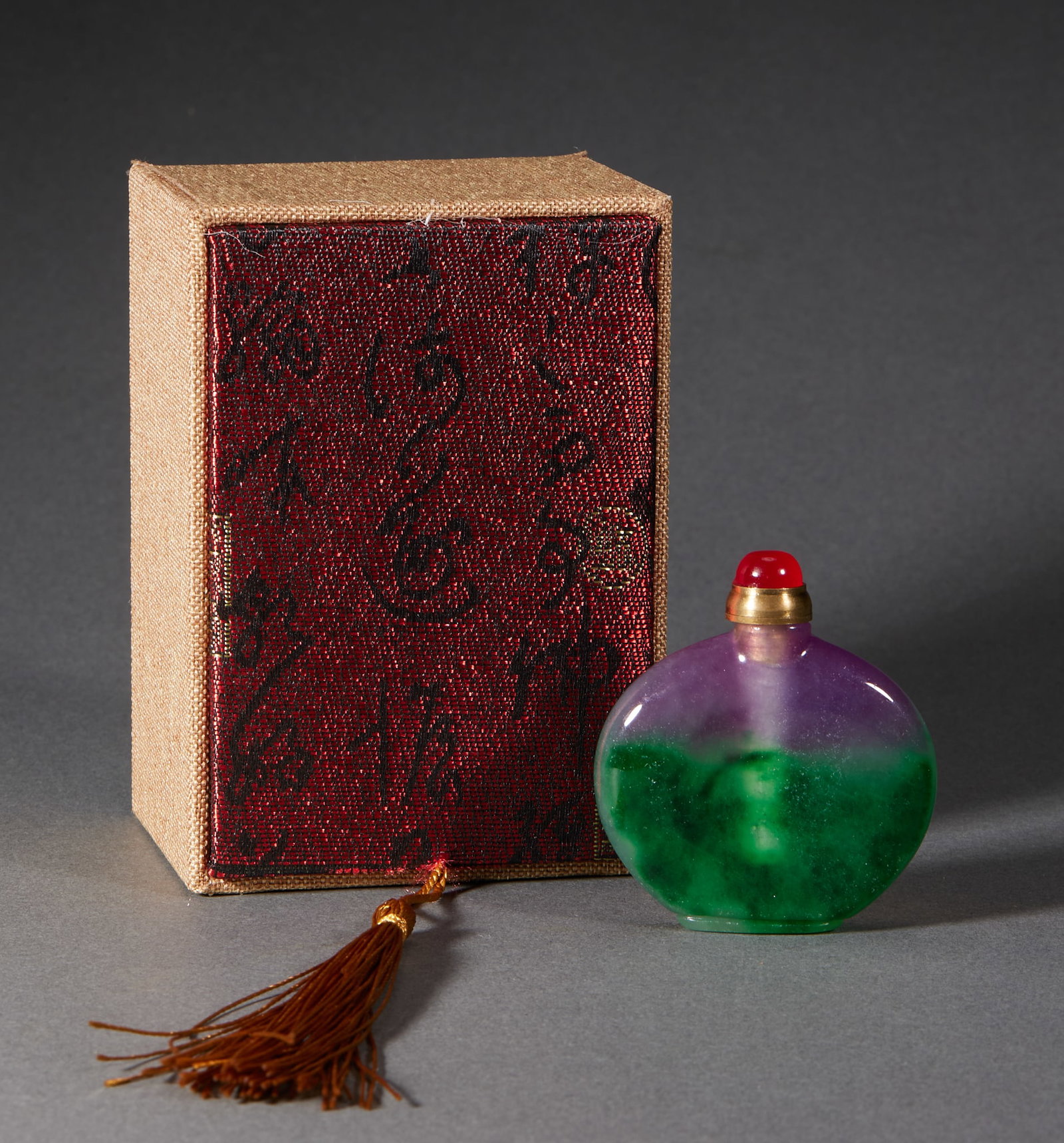 Qing Jadeite Snuff Bottle - 2