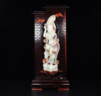 Old-Collection Hetian Jade Painted Lady: An old-collection Hetian jade carving of a lady, graceful pose, lovely face, partly painted. Warm jade and fine carving ?? an old jade lady ornament. H 40 cm, L 12.5 cm, W 4 cm, 2590 g.