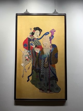 Qing Hunan-Embroidery Fu-Lu-Shou: Qing Hunan (Xiang) embroidery of the Three Stars of Fu, Lu and Shou or related motifs, symbolising fortune, rank and longevity complete. The Xiang stitches are bold yet fine with rich colour ?? a