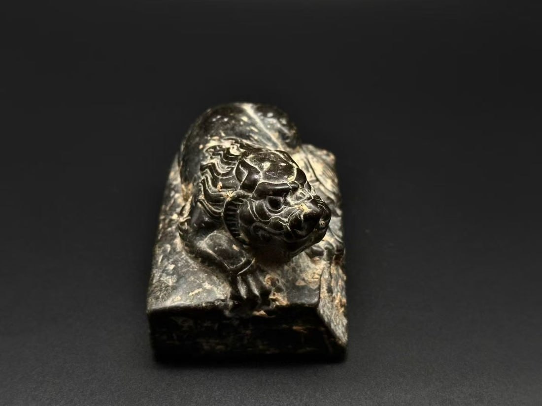 Desk Reclining Lion - 8