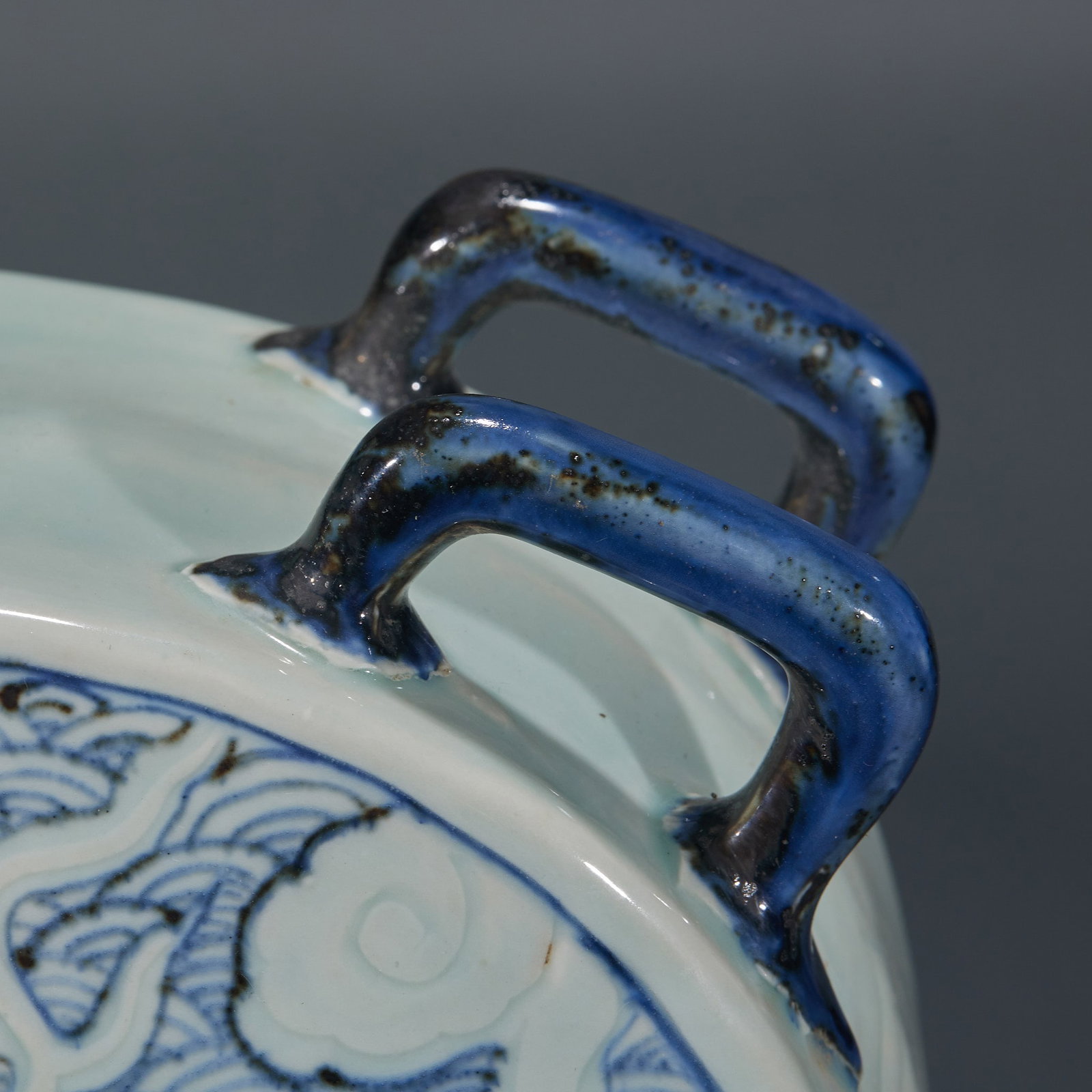 Ming Underglaze-Blue Dragon Flat Vase - 6