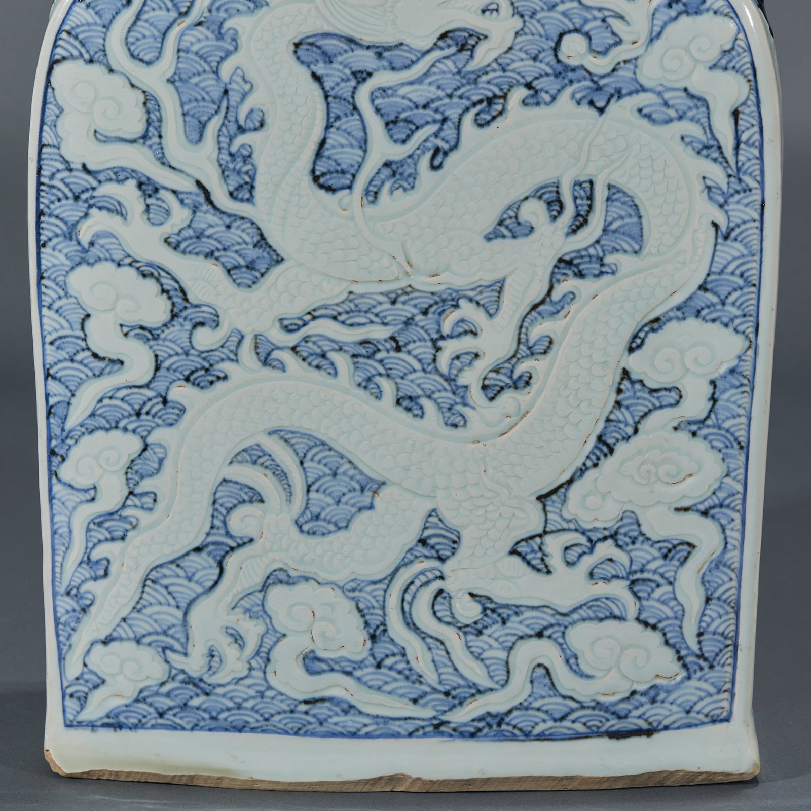 Ming Underglaze-Blue Dragon Flat Vase - 9