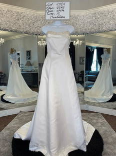 Casablanca Bridal Gown; Size: 12; Retail: $1099: Casablanca Bridal Gown; White; Size: 12; Original Retail: $1099; Includes Plastic Dress Bag; Buyer is Responsible to Pickup or Arrange Shipping from Portland Oregon; No guarantee, warranties,