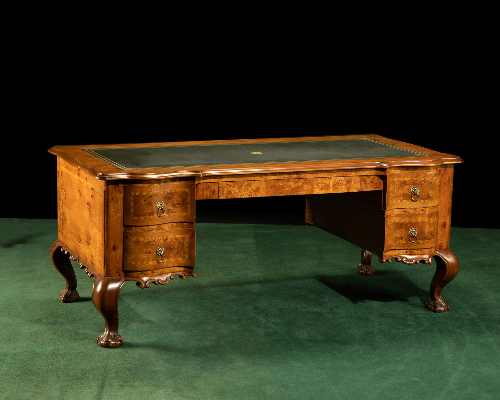 An Italian executive desk (1 of 9)