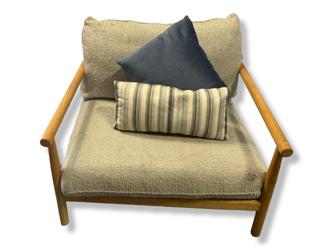 Dedon Tibbo Lounge Chair XL, Cream Cushions w/ Pillows: Dedon Tibbo Lounge Chair XL, Cream Cushions w/ Pillows - Teak Wood; Current Retail: Approx. $5,700 Dimensions:L 3' x D 3' x H 3' Storage ID: BH tag 104 Removal Dates: Wed, Aug 17 thru Fri, Aug 19 from