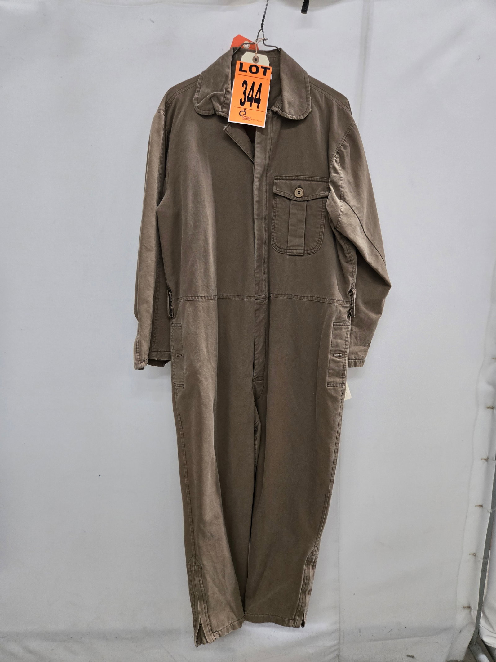 Imperial Japanese army tank crewman suit, featured in WINDTALKERS (2001): Imperial Japanese army tank crewman suit, studio made. (1 pcs). featured in Windtalkers (2001) Location: Row 28A, Item #3 Note that items attributable to celebrities and productions are believed to be