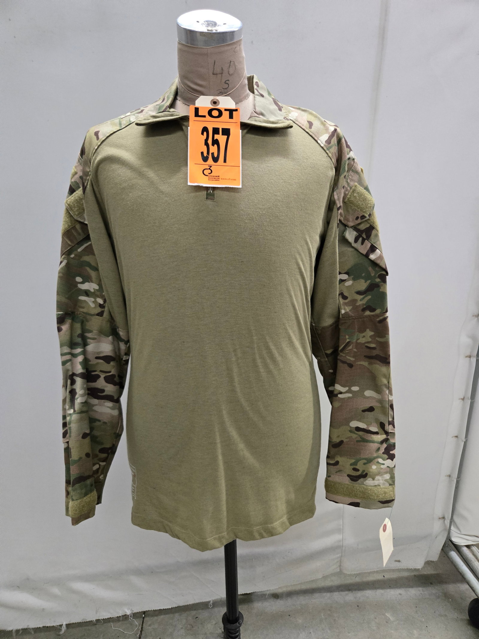 CRYE G combat shirt in Multicam with internal elbow pads (2019) (1 of 7)
