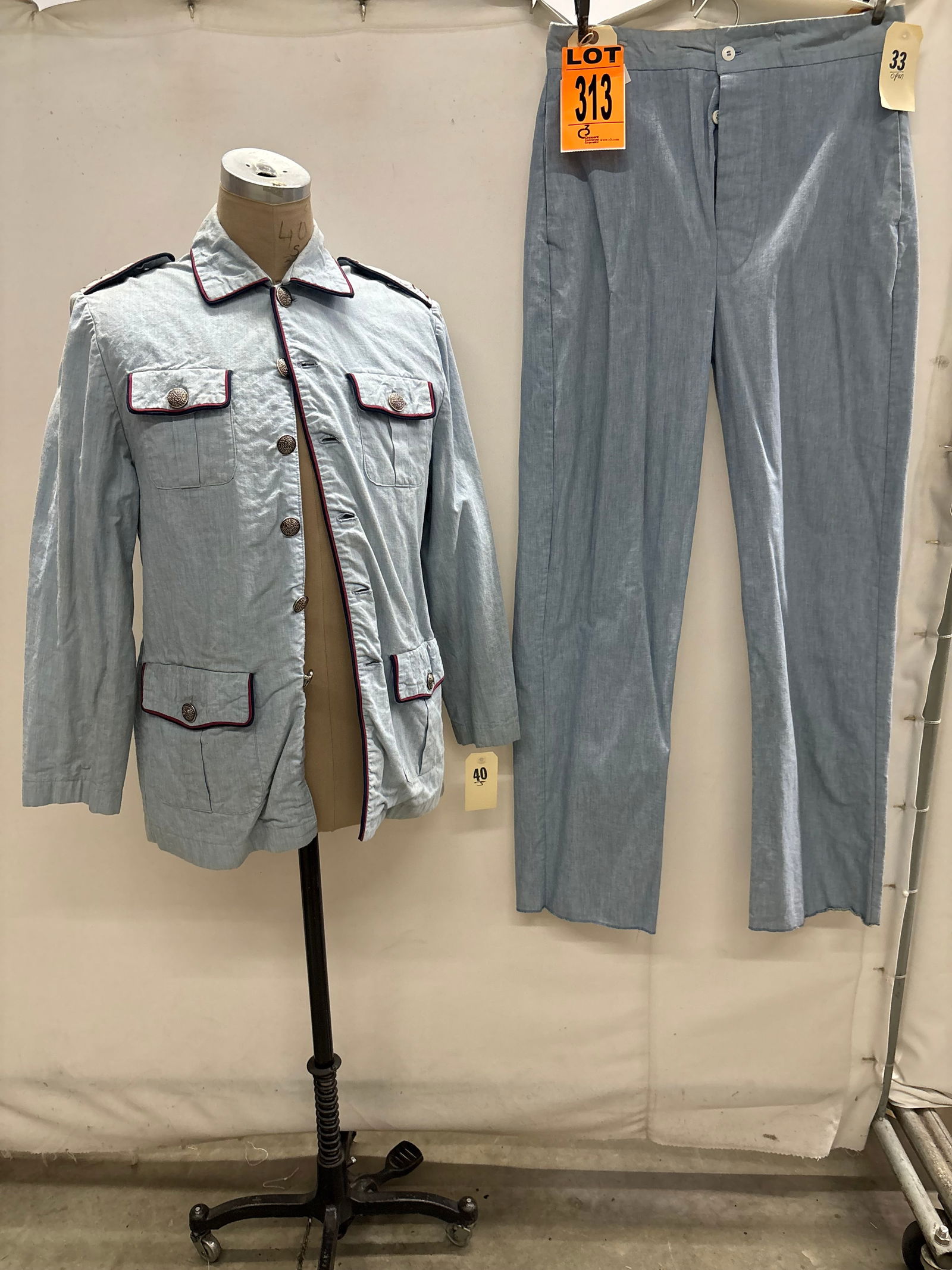 Spanish Army Uniform, shirt w/ 2nd Infantry on shoulder straps and trousers (2 pcs). featured in (1 of 9)