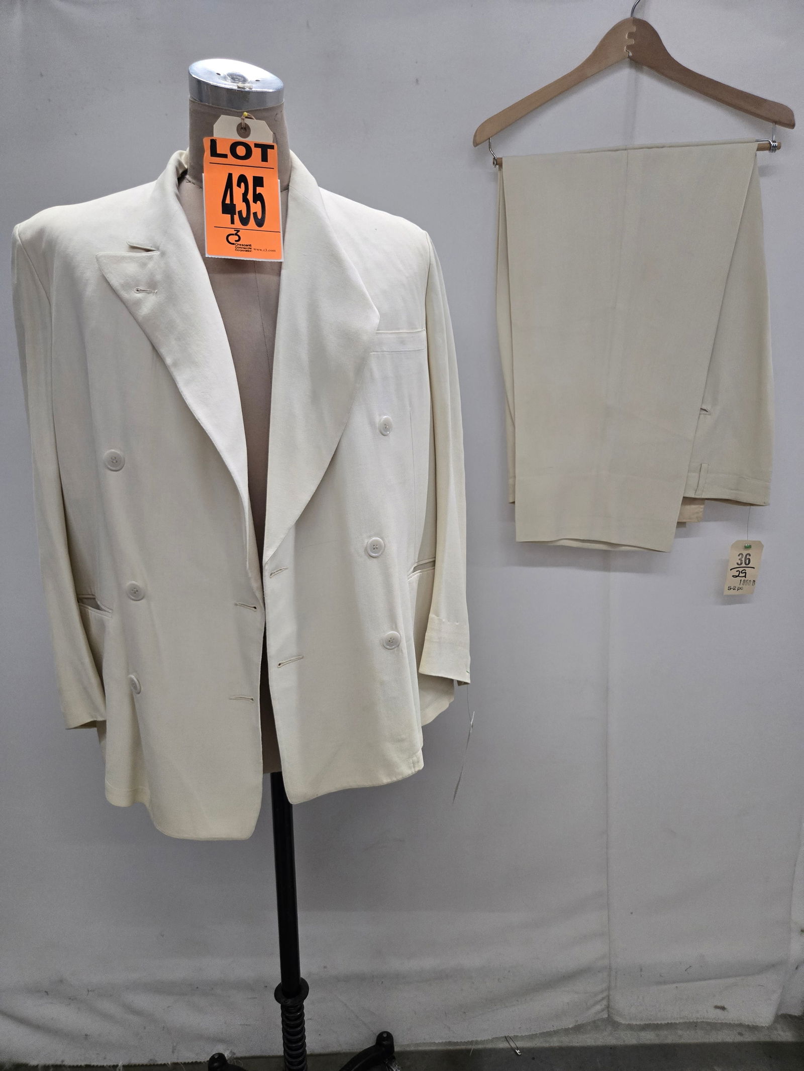 1950's 2-Piece Set, Size 44 Blazer, Size 36/29 Pants (1 of 10)