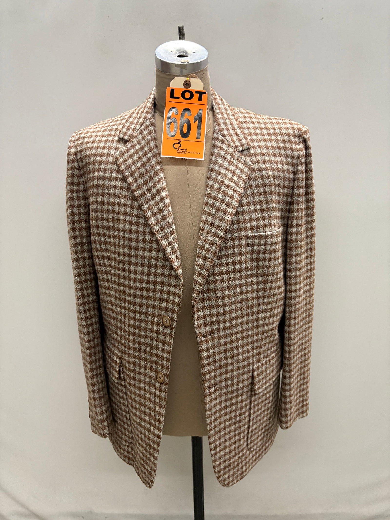 1980's Blazer for Mr. Brian Keith, Size 44, Cotroneo Costume: 1980s Blazer for Brian Keith, Size 44. Cotroneo Costume IMPORTANT NOTE TO BIDDERS: We are not an auction gallery but a liquidator retained by CRC as they wind-down operations. As such, we cannot offer