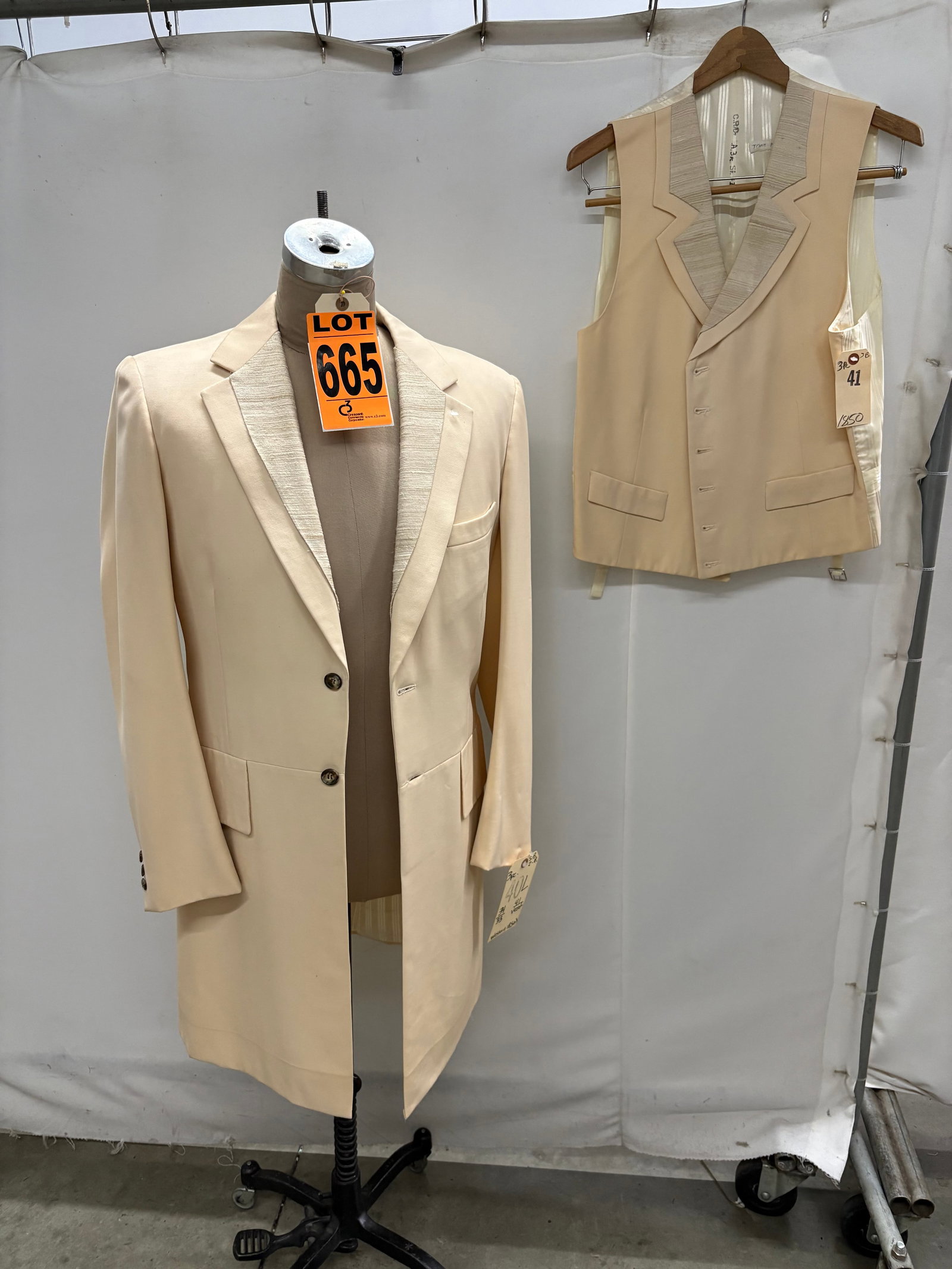 Western 1850's Era 3pc Suit, Size 40L Jacket, 34/33 Pants, 41 Vest, Single Breasted, two button, (1 of 11)