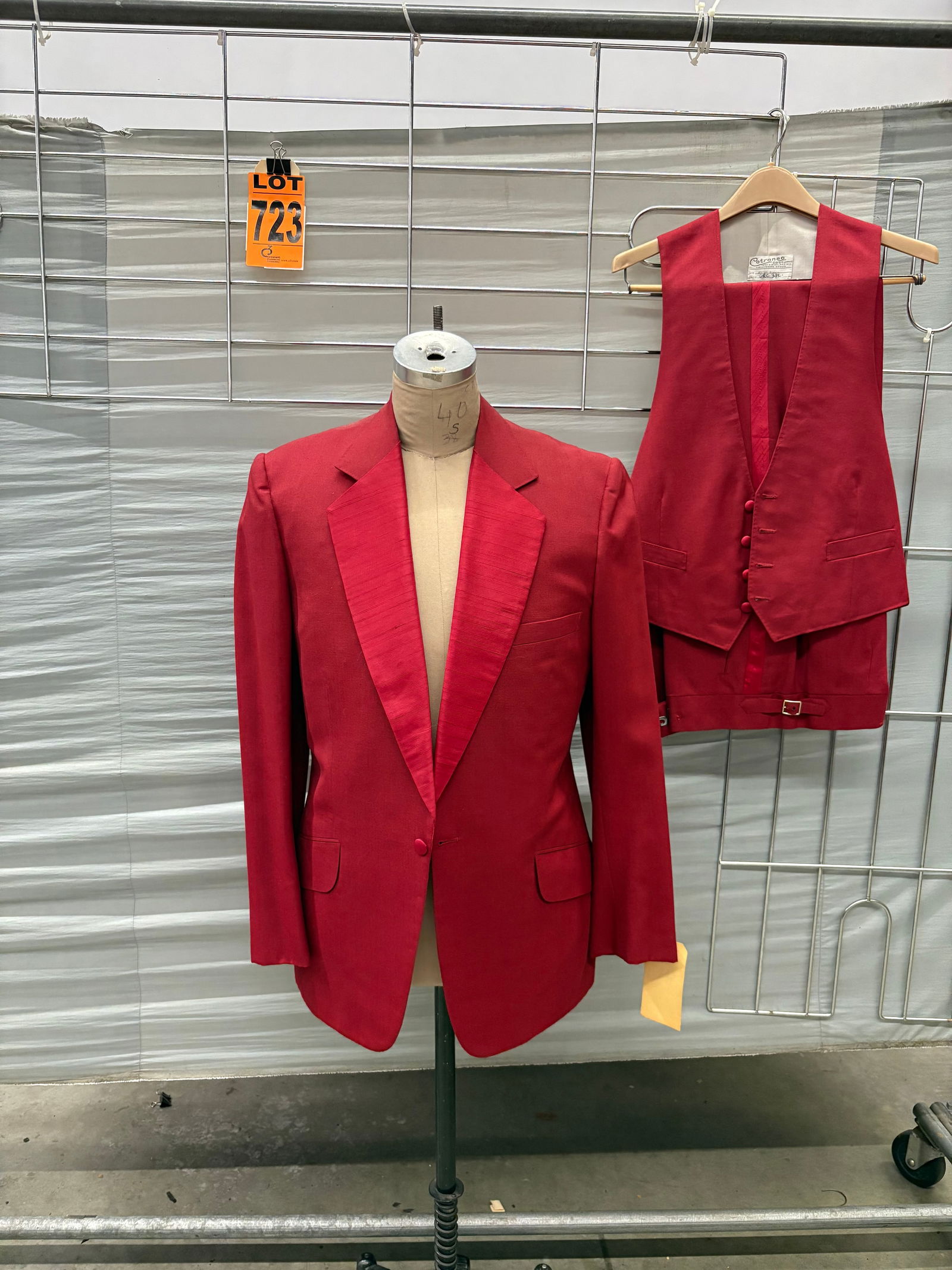 Cotroneo 3pc red suit made for Roger Moore (1 of 9)