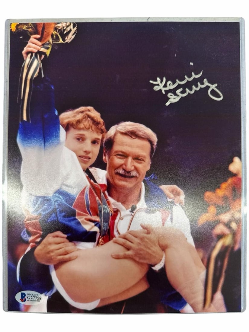Kerri Strug Autographed Photo: Kerri Strug Autographed Photo in 8 x 10 Frame - Beckett Authenticated Hologram #G27758 Autograph Authenticator: Beckett Grading Service (BGS)
